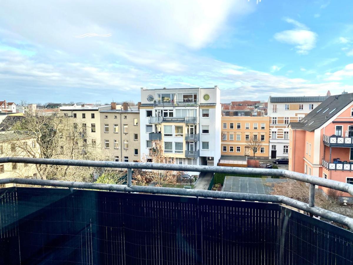 Apartment Cottbus-apartments - Red I Privat I Wifi I Kueche I Balkon Cottbus